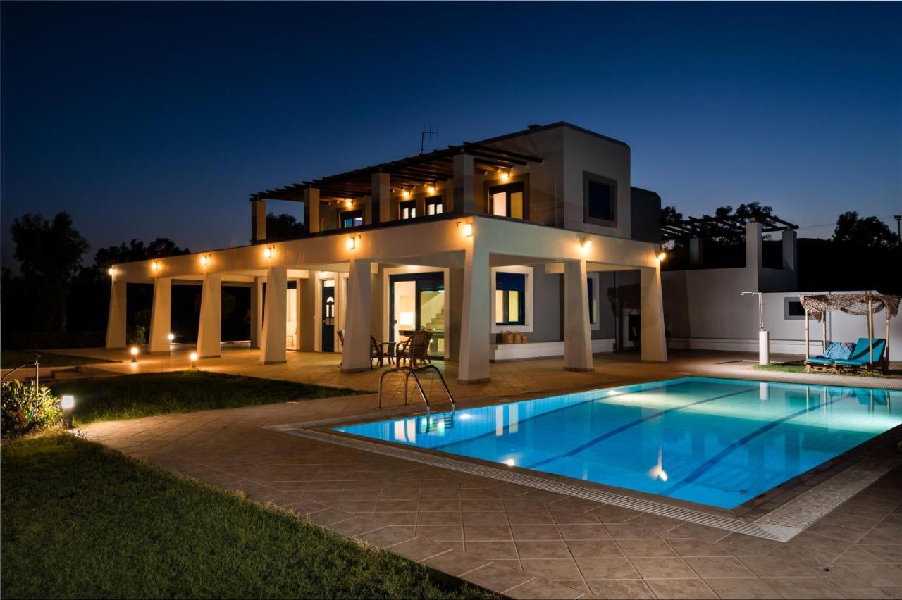 The "Perfect Beach House" Villa Lakhania Bagian luar foto