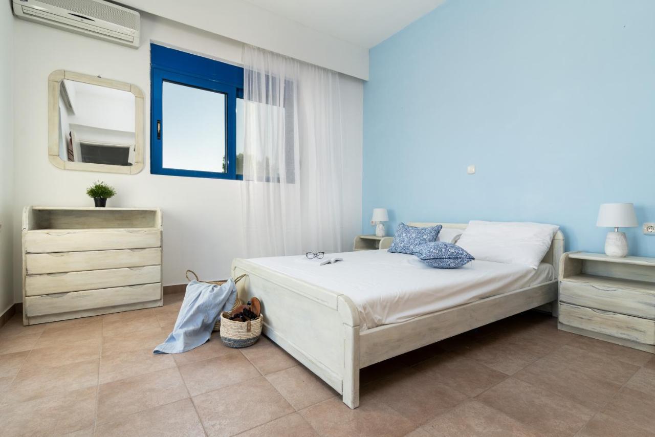 The "Perfect Beach House" Villa Lakhania Bagian luar foto