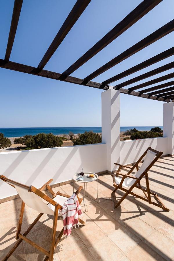 The "Perfect Beach House" Villa Lakhania Bagian luar foto