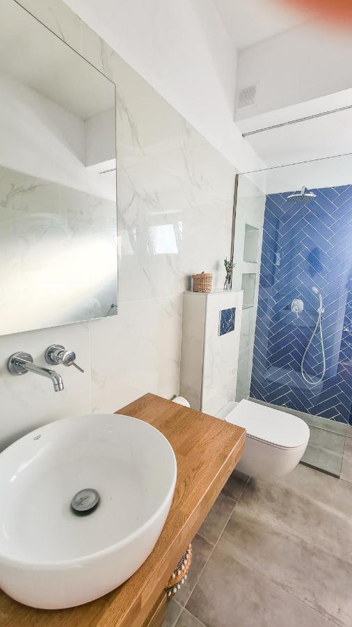 The "Perfect Beach House" Villa Lakhania Bagian luar foto