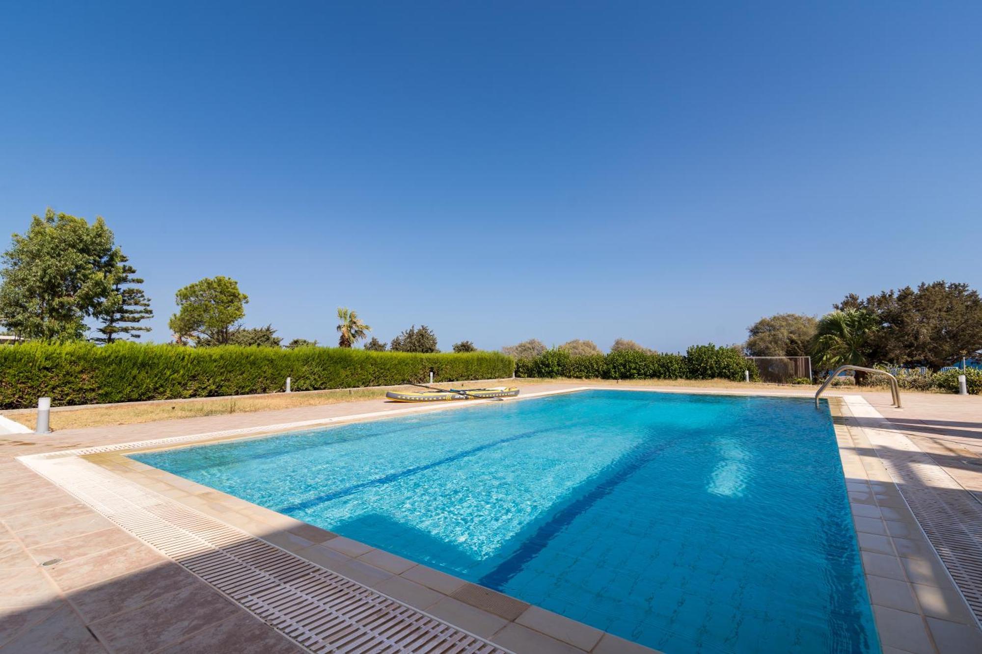 The "Perfect Beach House" Villa Lakhania Bagian luar foto